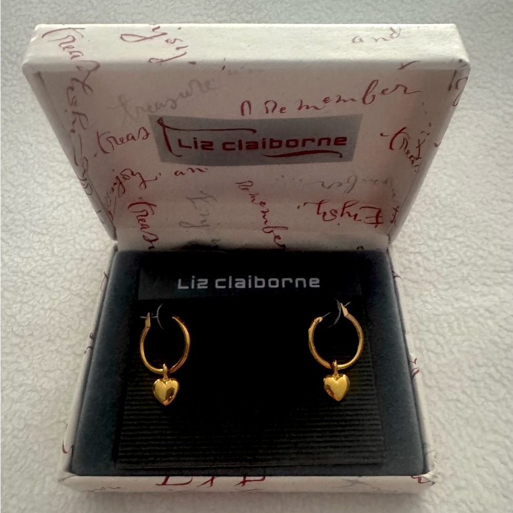 Vintage Liz Claiborne Heart Hoop Earrings 💛
